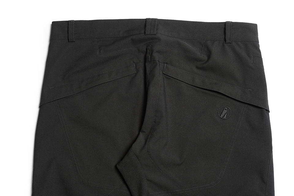 KNIGHT Pants　-　back pocket